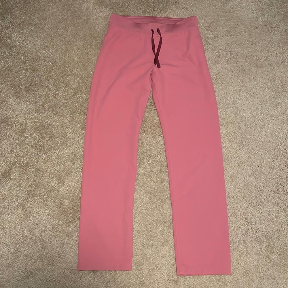 Figs Pink Women’s Scrub Pants